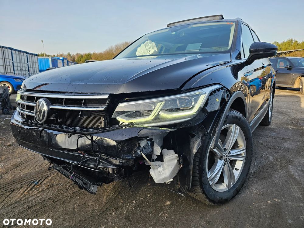 Volkswagen Tiguan 2.0 TDI SCR 4MotION DSG Elegance - 4