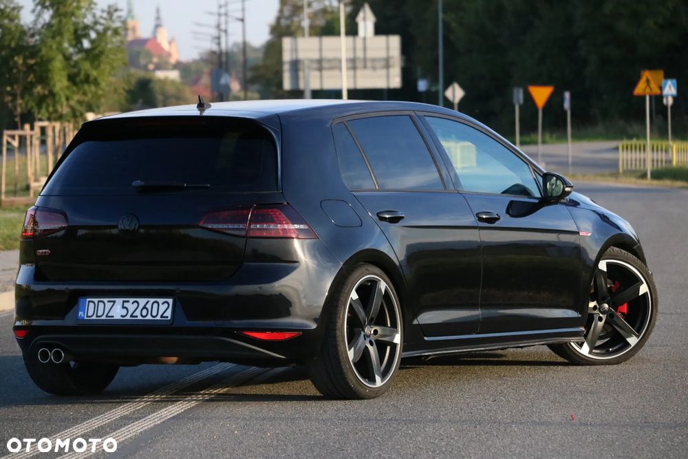 Volkswagen Golf 2.0 TDI BMT GTD DSG - 30