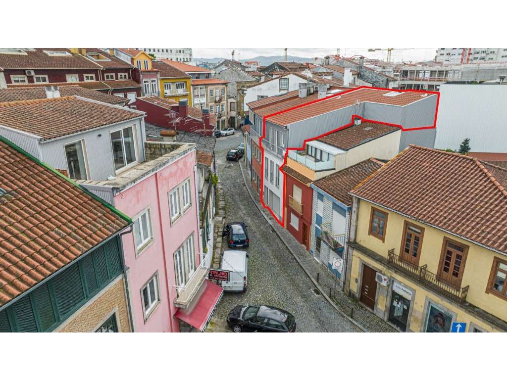 Prédio Moradia no Centro Histórico de Braga - Grande imagem: 4/29