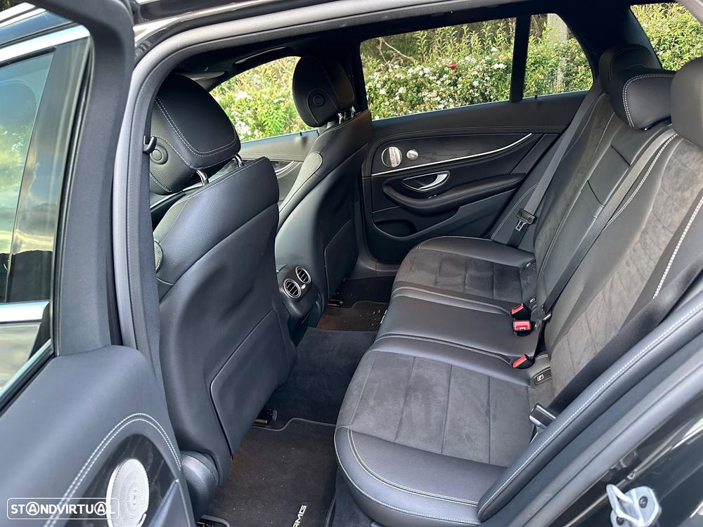 Mercedes-Benz E 300 de AMG Line - 9