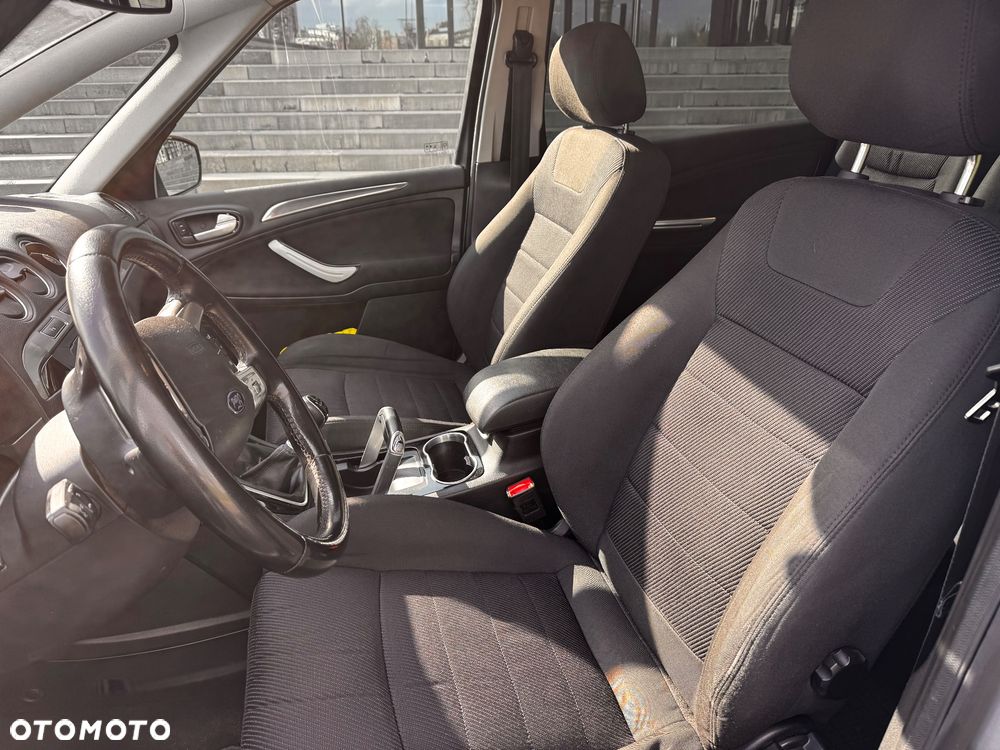 Ford S-Max 2.0 TDCi DPF Titanium - 11