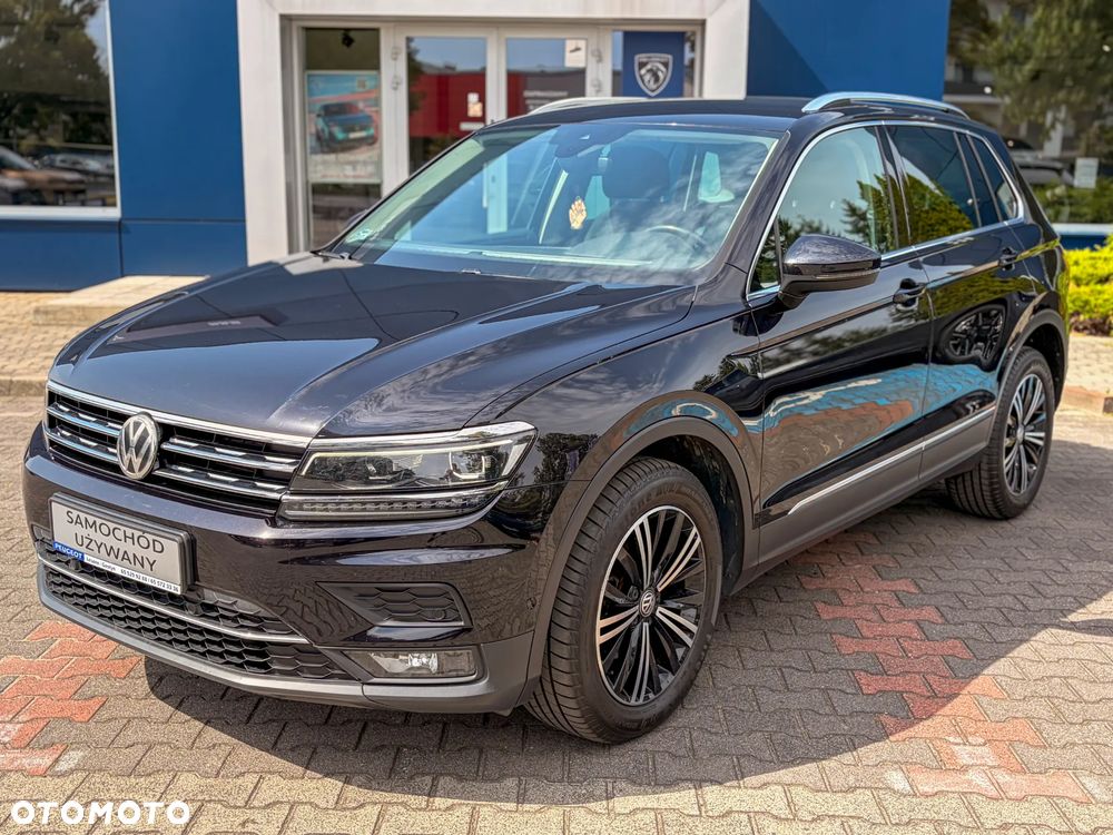 Volkswagen Tiguan - 1