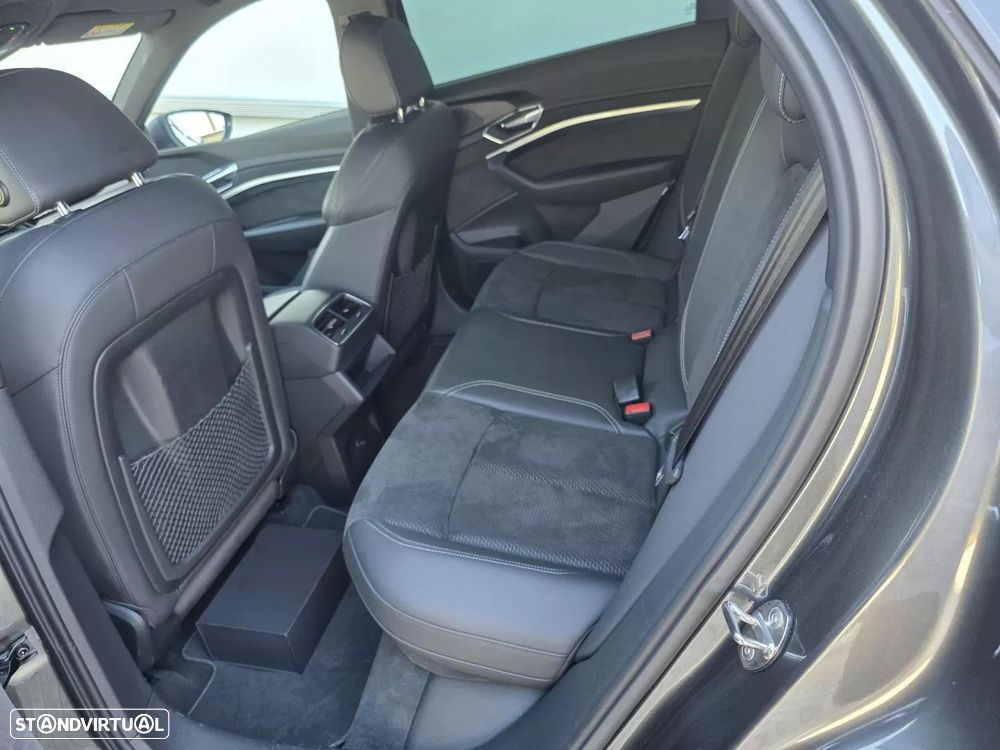Audi e-tron 55 quattro S line — fotografia 50