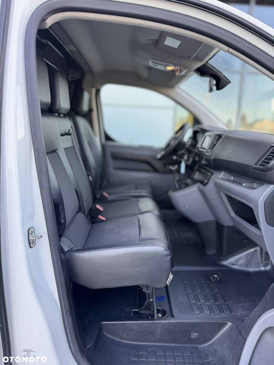 Opel Vivaro - 15