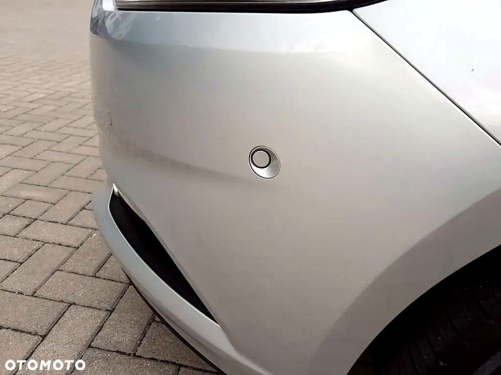 Ford Mondeo - 25