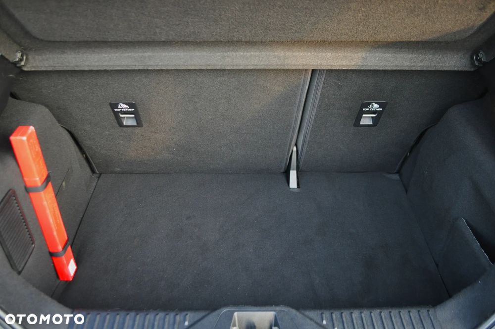 Ford Fiesta 1.1 S&S TREND - 10