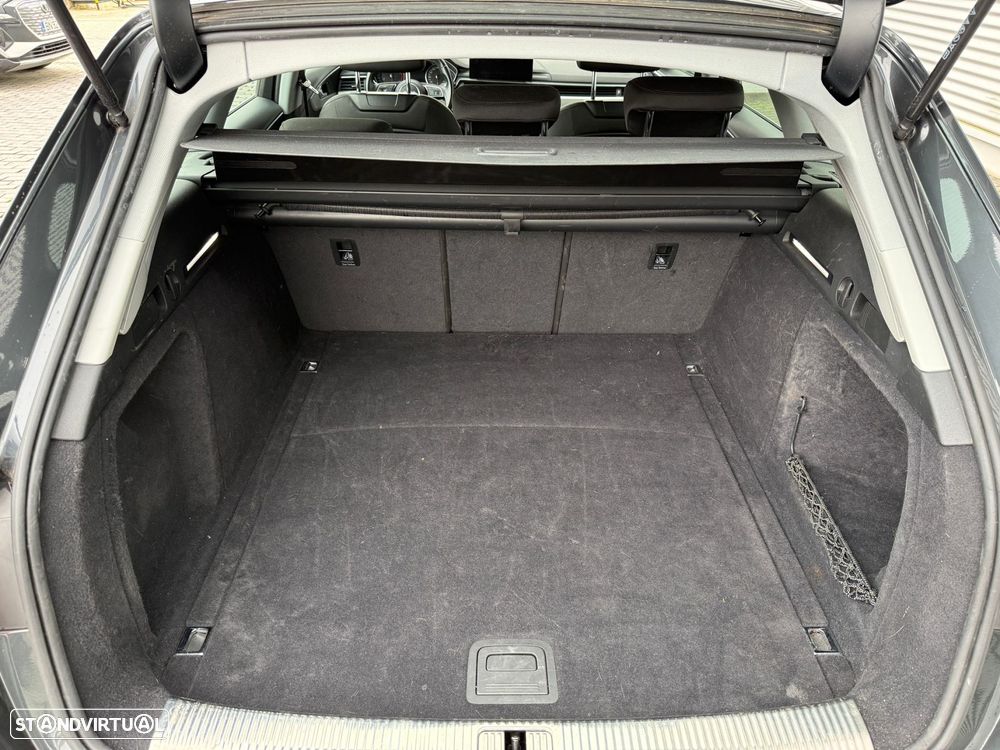Audi A4 Avant 30 TDI Advanced S tronic - 13