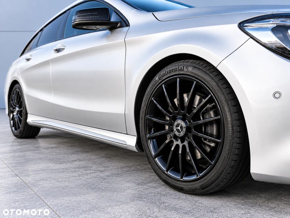 Mercedes-Benz CLA 220 4-Matic - 8