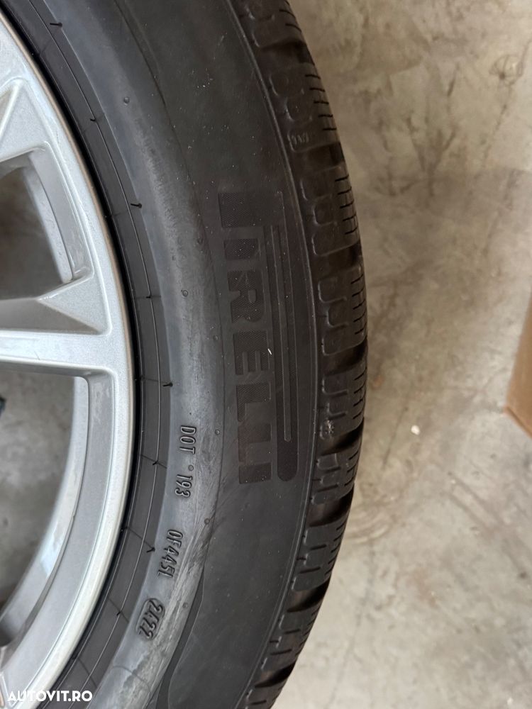 Vând jante originale BMW G70 pe 19” cu anvelope de iarnă - 8