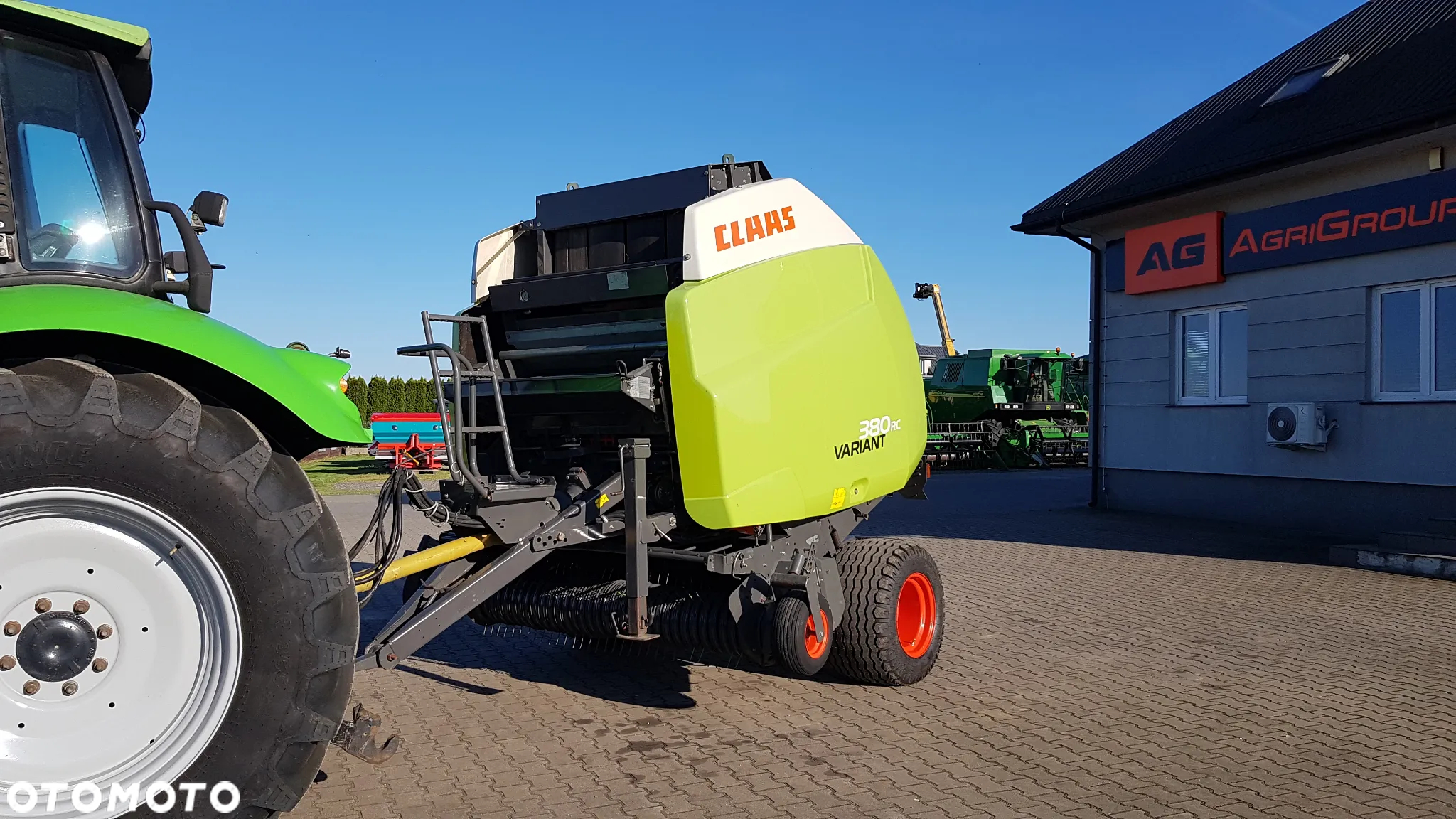 Claas VARIANT 380 RC 2012R - 2