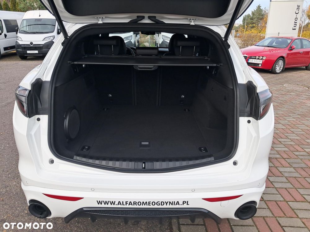 Alfa Romeo Stelvio - 20
