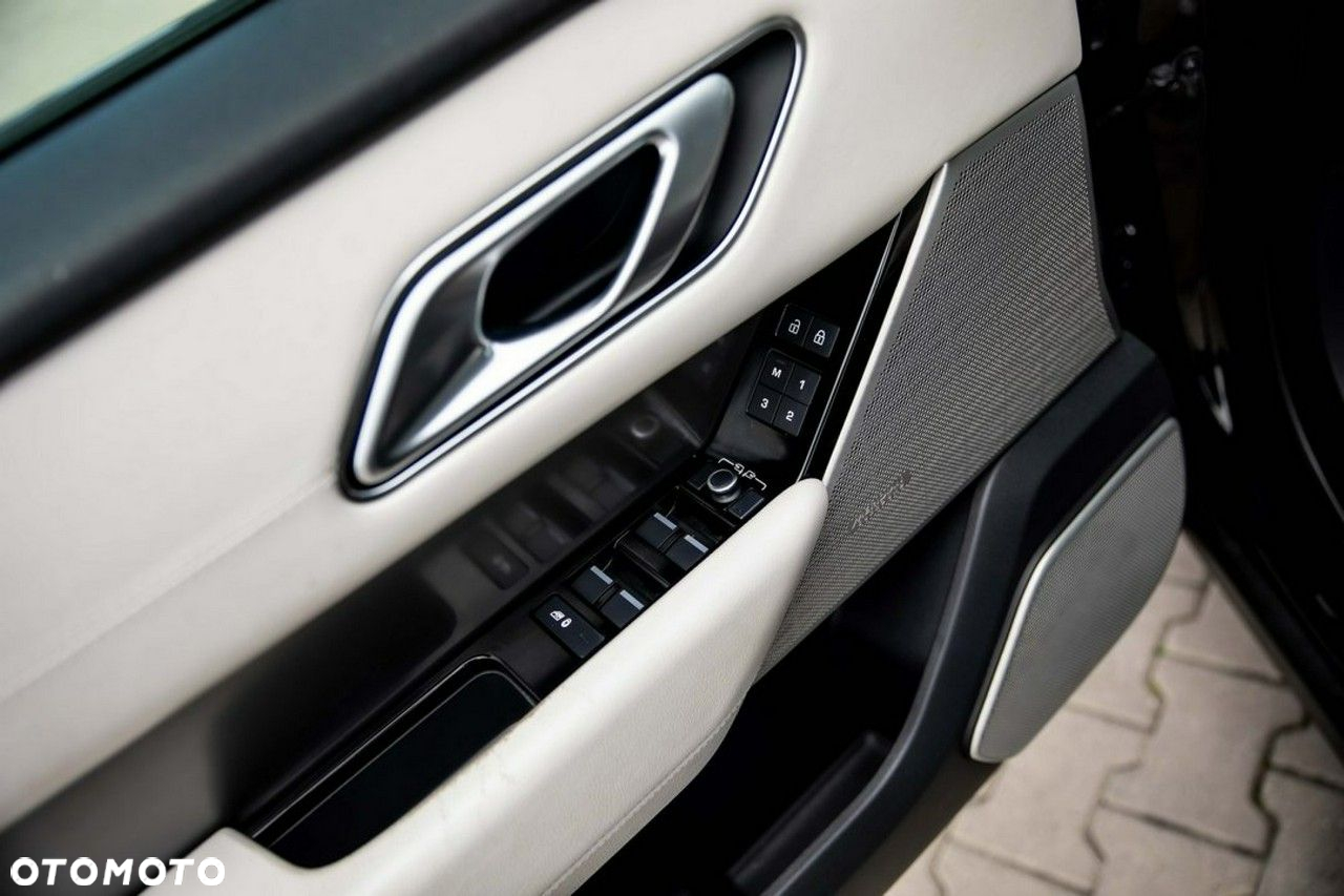 Land Rover Range Rover Velar - 17