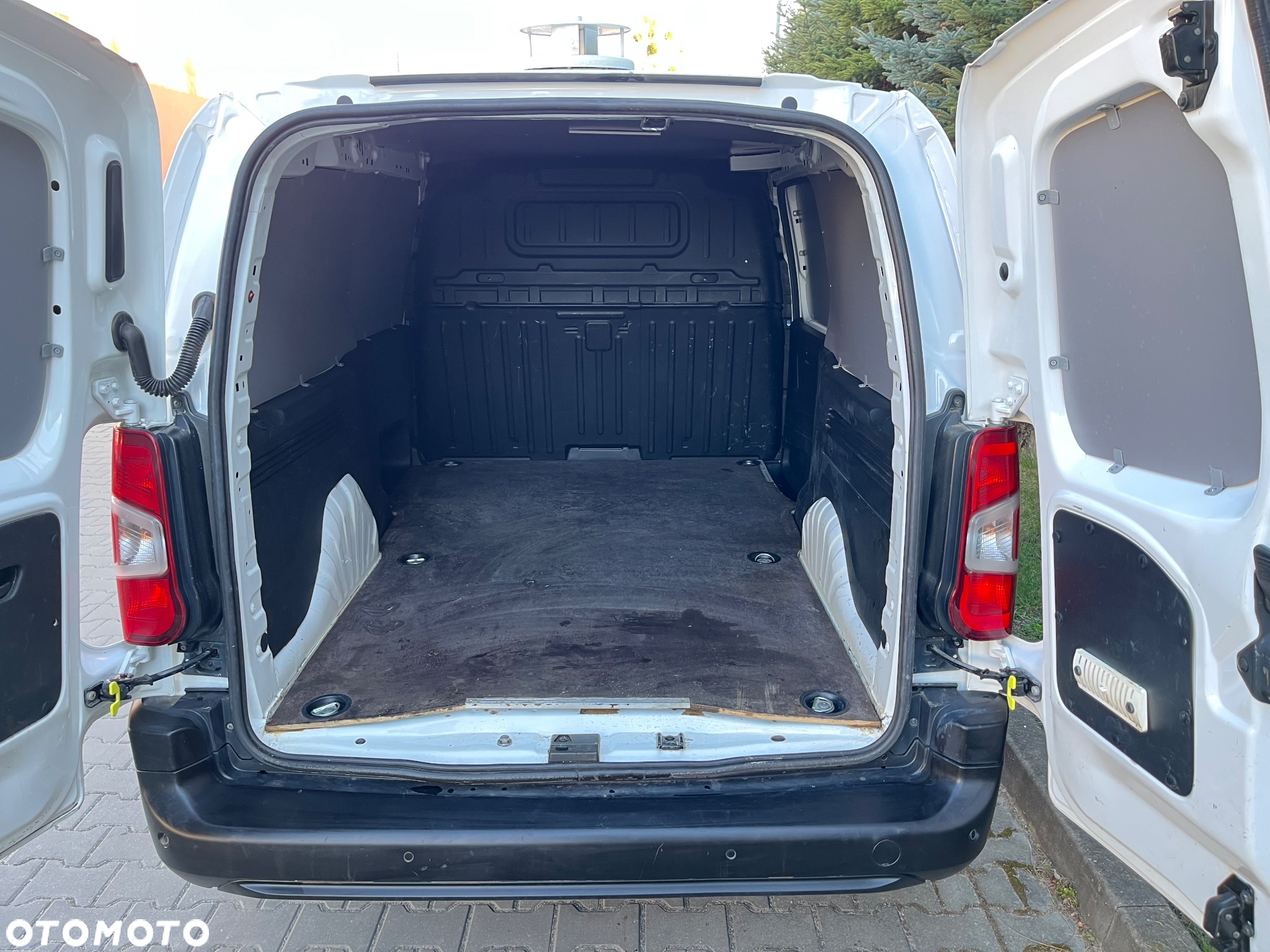 Peugeot Partner 1.5 BlueHDI S&S L2 (bryg.) - 24