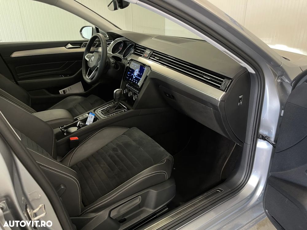Volkswagen Passat 2.0 TDI DSG Highline - 9