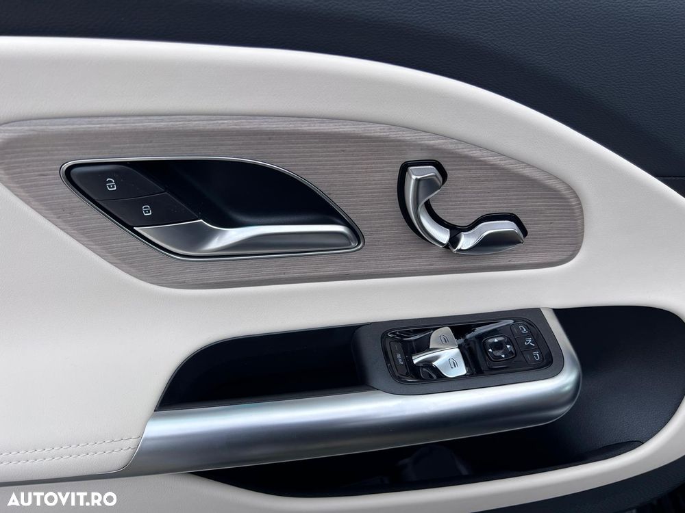 Mercedes-Benz CLA - 8