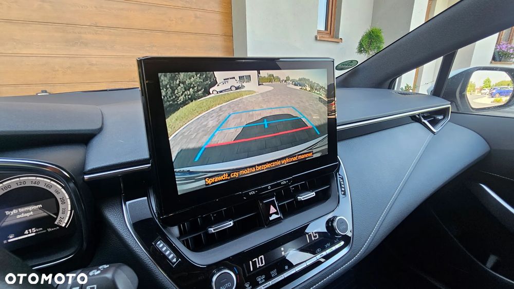 Toyota Corolla 1.8 Hybrid Comfort - 12
