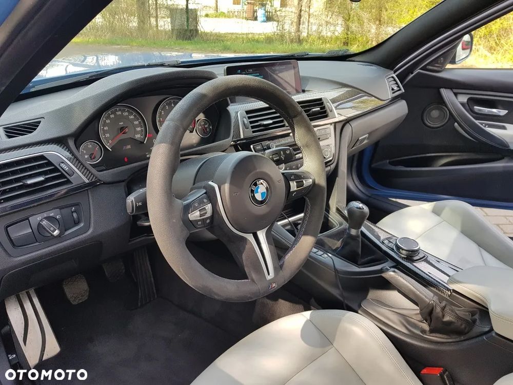 BMW M3 Standard - 9