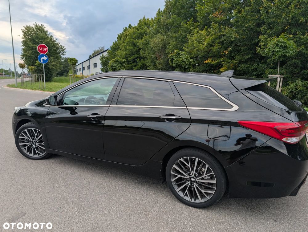 Hyundai i40 Kombi 1.7 CRDi Premium - 9