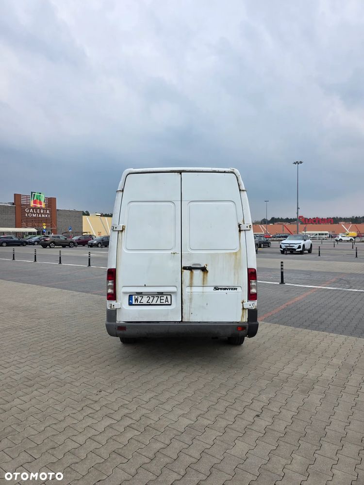 Mercedes-Benz Sprinter - 6
