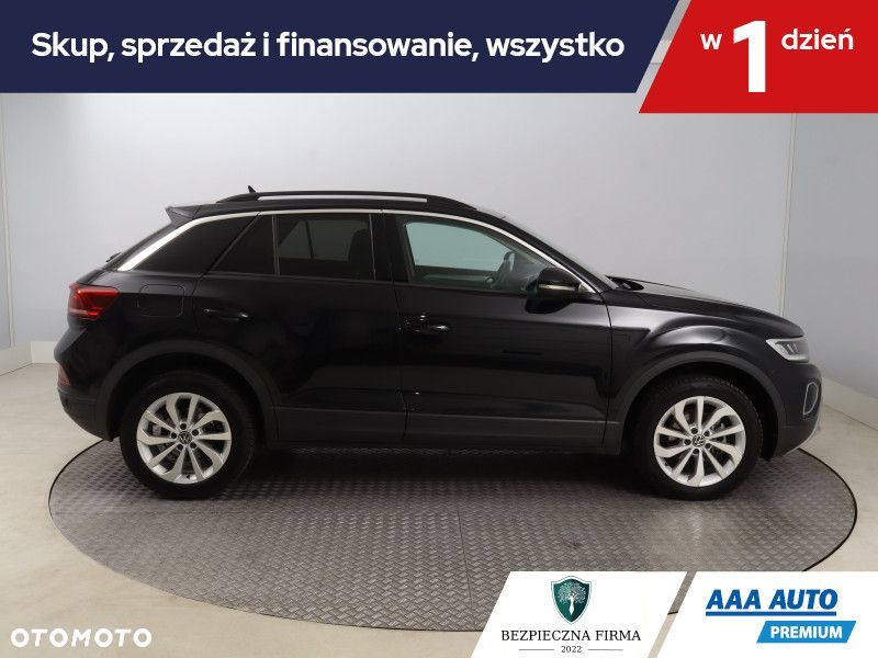 Volkswagen T-Roc - 8