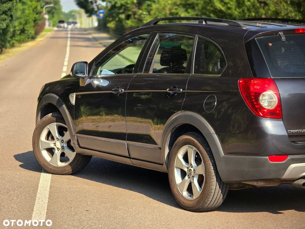 Chevrolet Captiva 2.4 4WD 7 Sitzer LT - 38