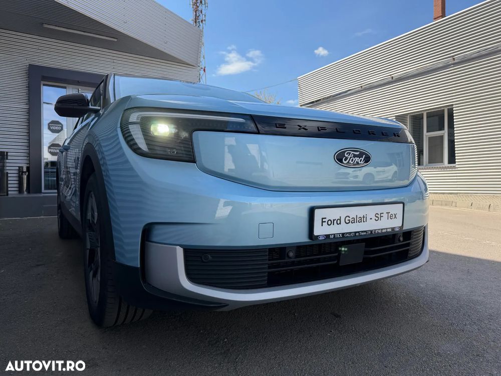 Ford Explorer RWD 77 kWh Extended Range Premium - 23