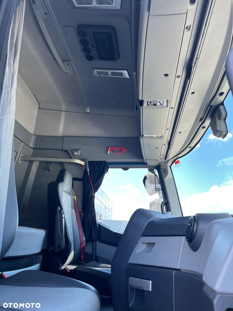 Renault T 440 - 5