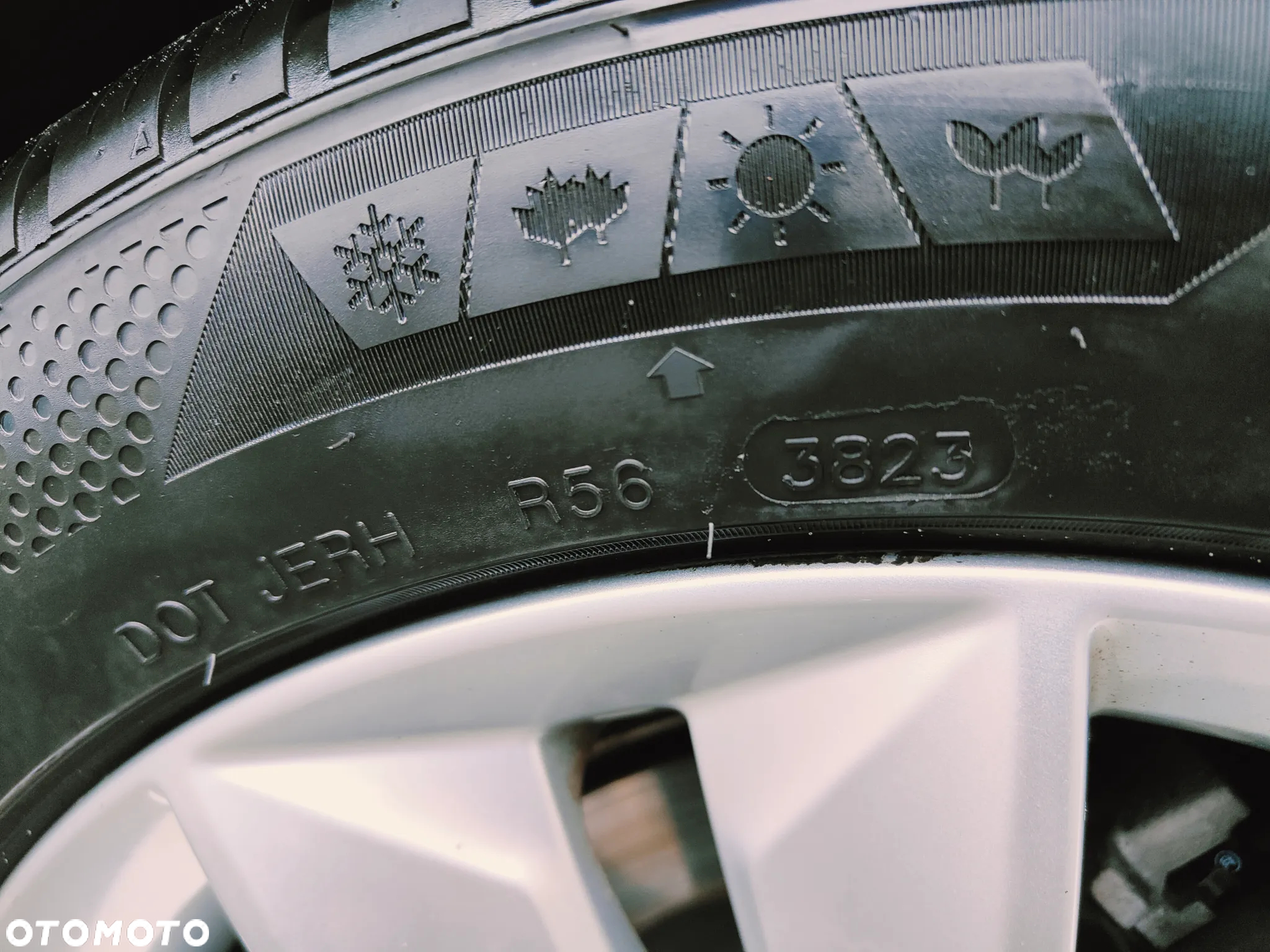 Volvo V60 B3 B Geartronic Momentum - 39