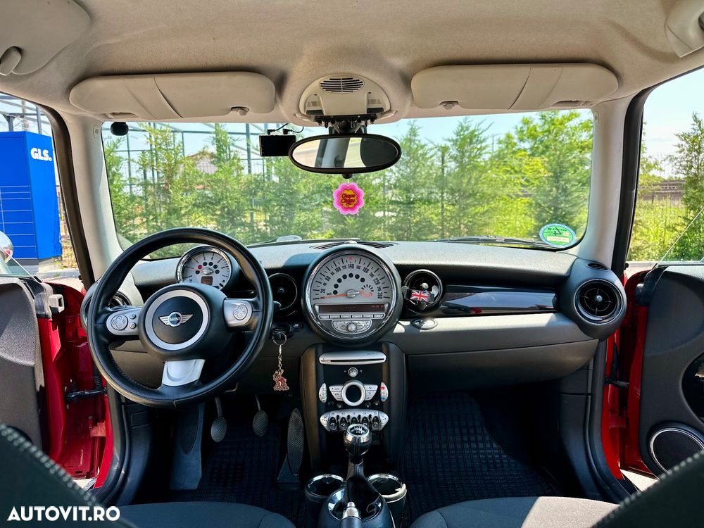 Mini Cooper One D - 9