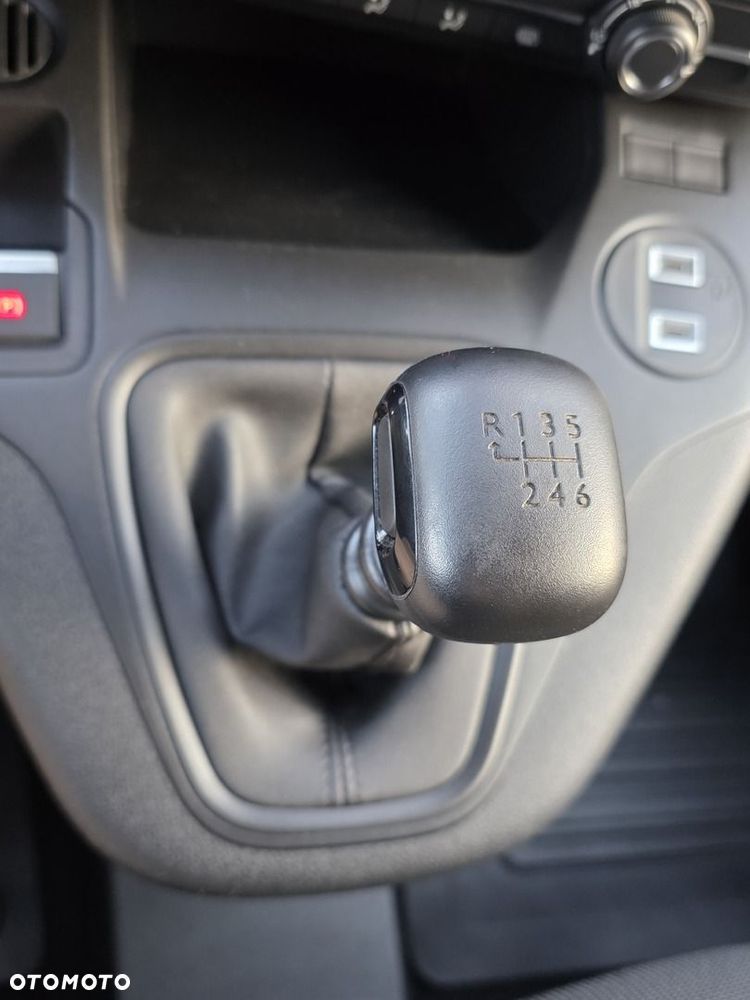 Toyota PROACE CITY - 16