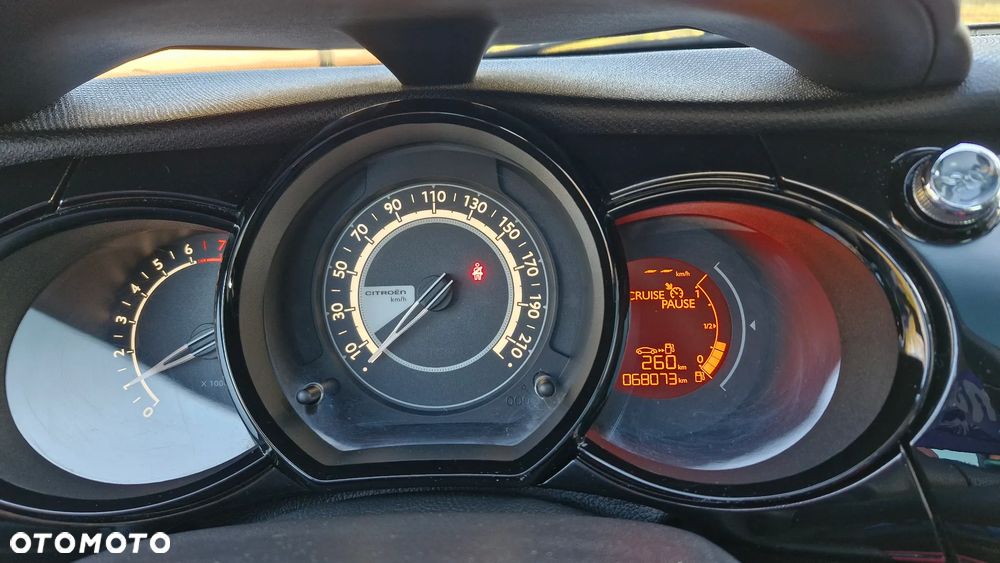 Citroën C3 Pure Tech (VTi) 82 Exclusive - 10