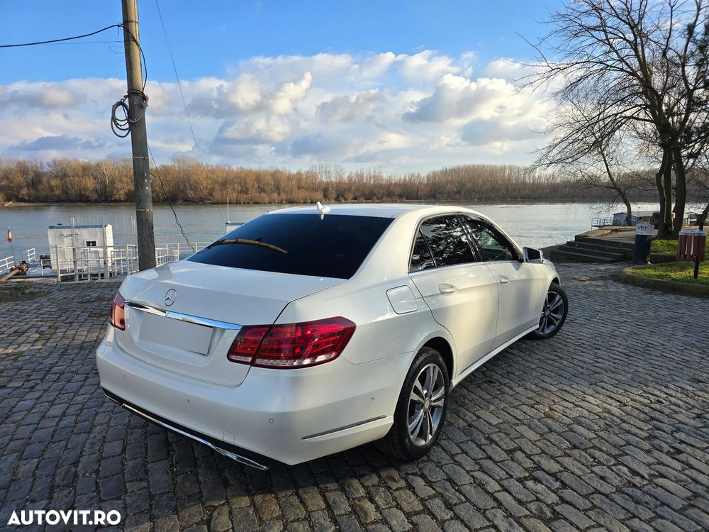 Mercedes-Benz E 300 BLUETEC - 8