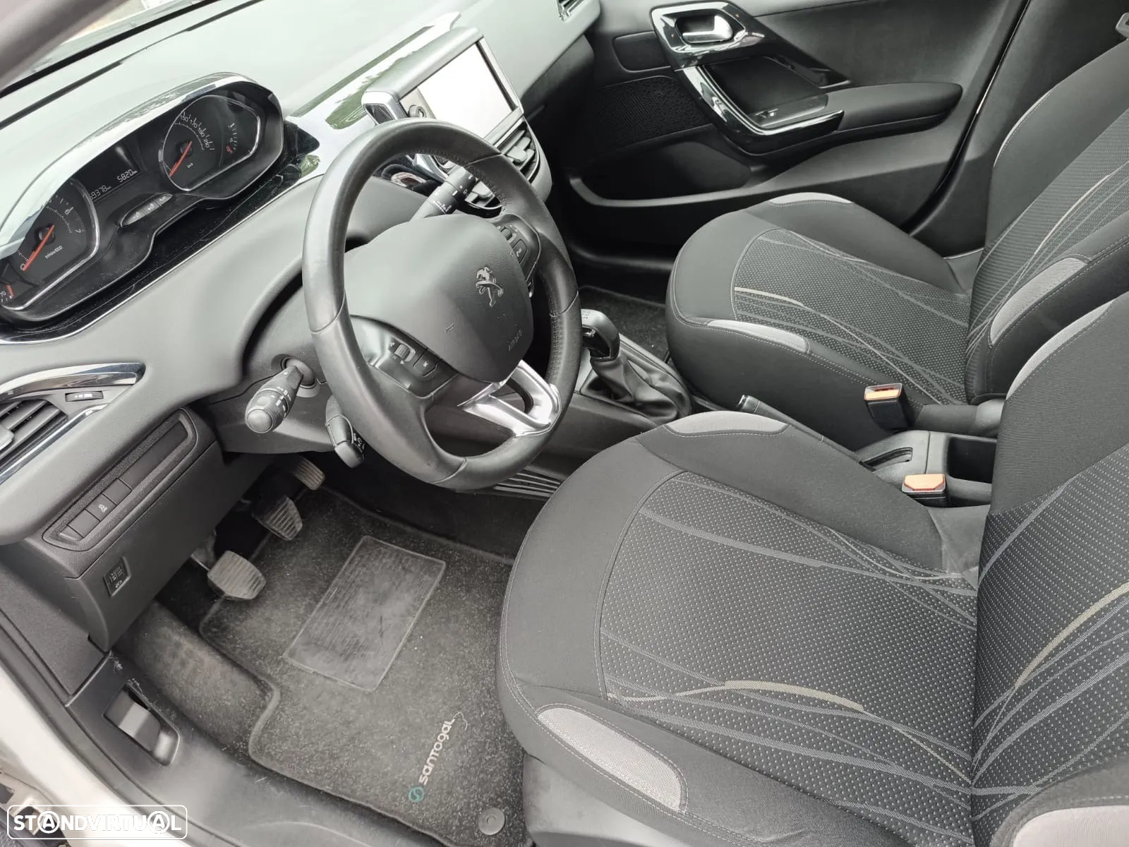 Peugeot 208 1.2 VTi Allure - 7