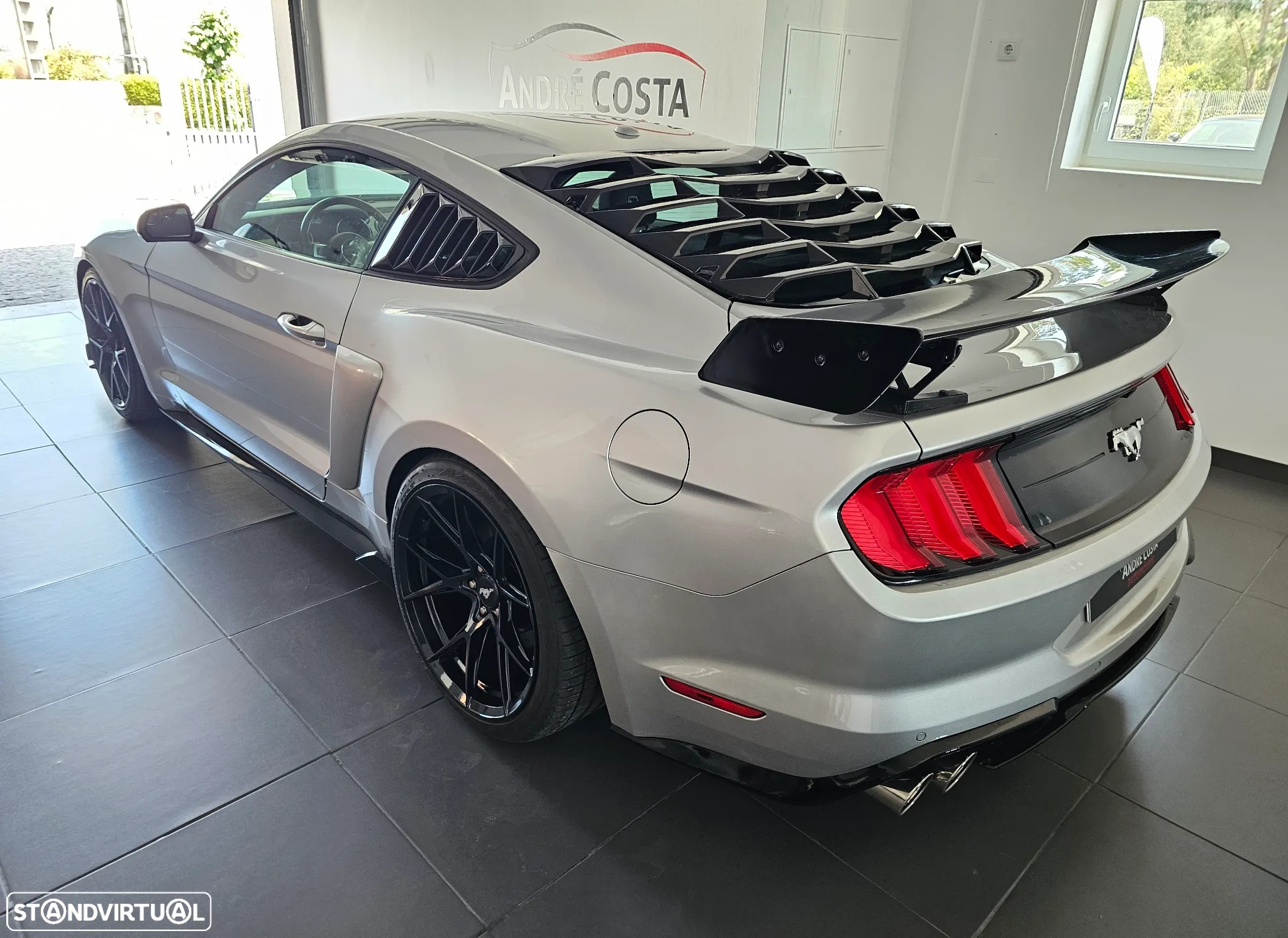 Ford Mustang 2.3i EcoBoost - 8