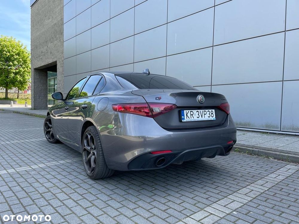 Alfa Romeo Giulia 2.0 Turbo Veloce Q4 - 5