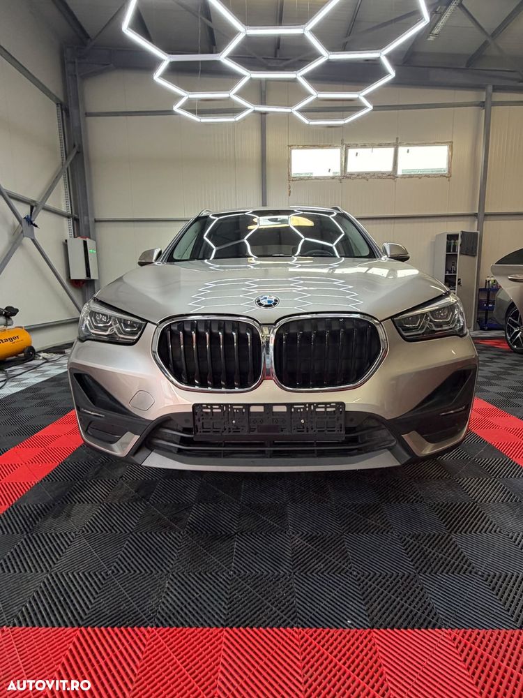 BMW X1 xDrive20d AT - 3