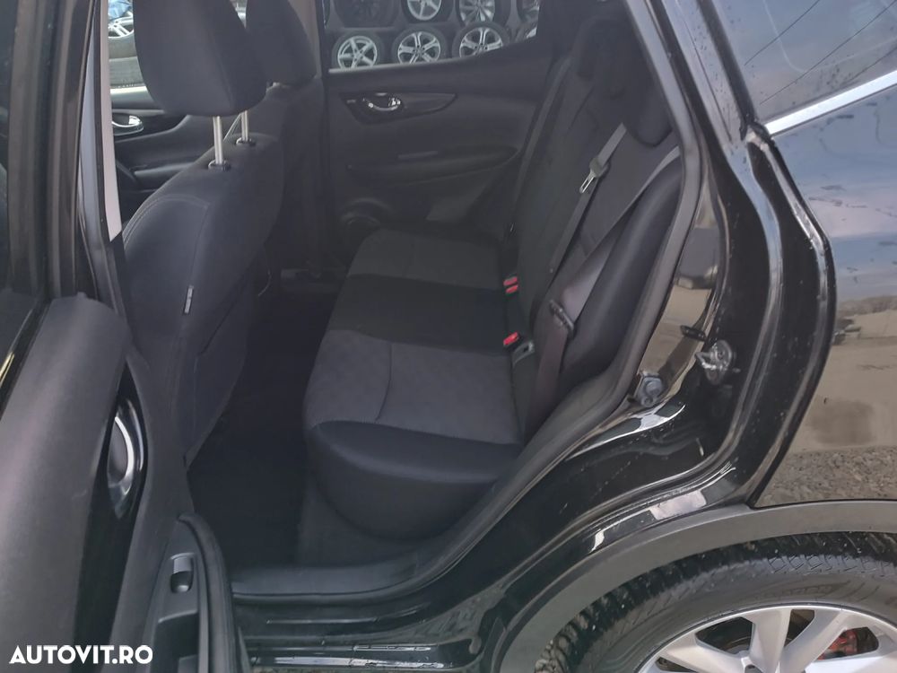 Nissan Qashqai 1.6 dCi DPF tekna - 8
