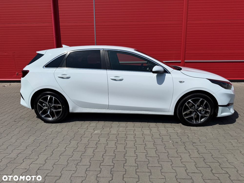 Kia Ceed - 6