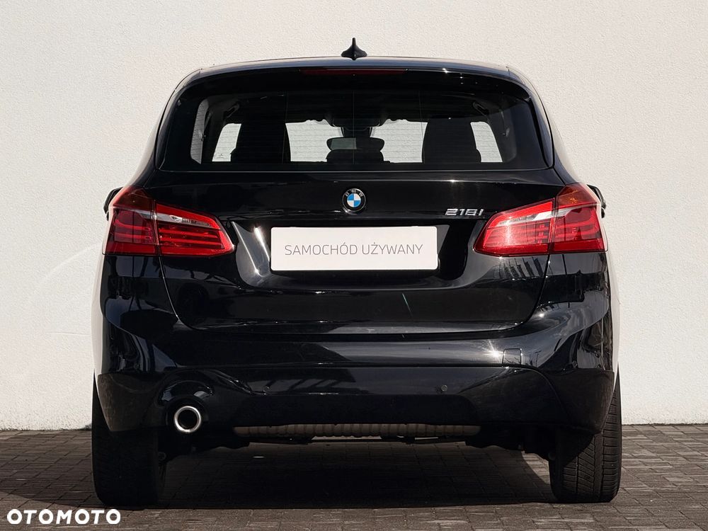 BMW Seria 2 218i - 6