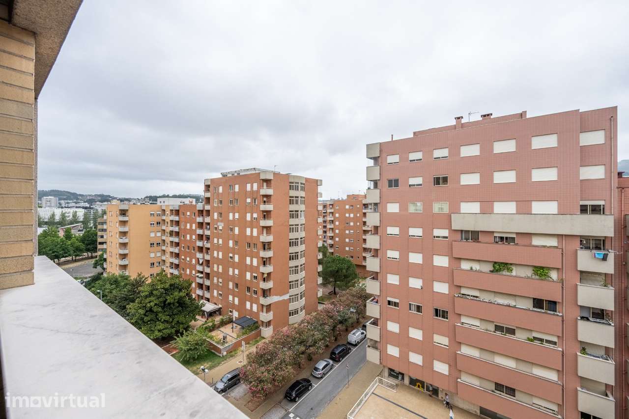 Apartamento T3 com áreas generosas junto à Makro – Braga - Grande imagem: 5/28
