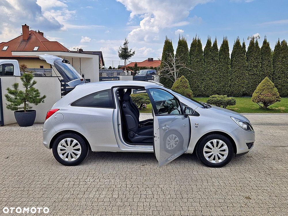 Opel Corsa - 12