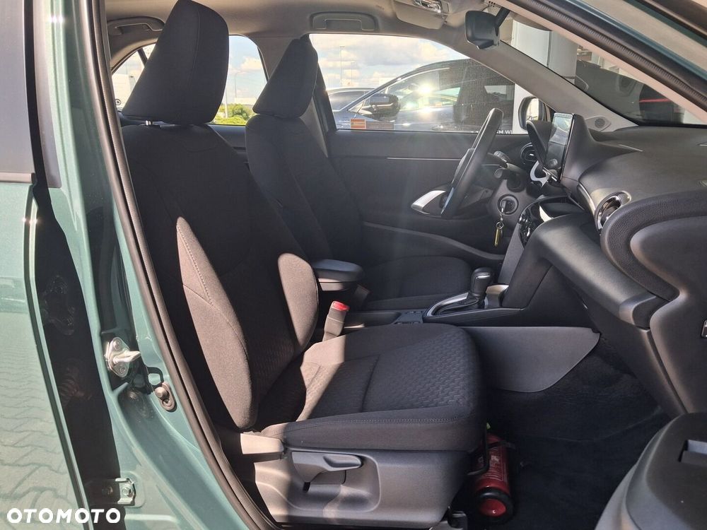 Toyota Yaris Cross - 20