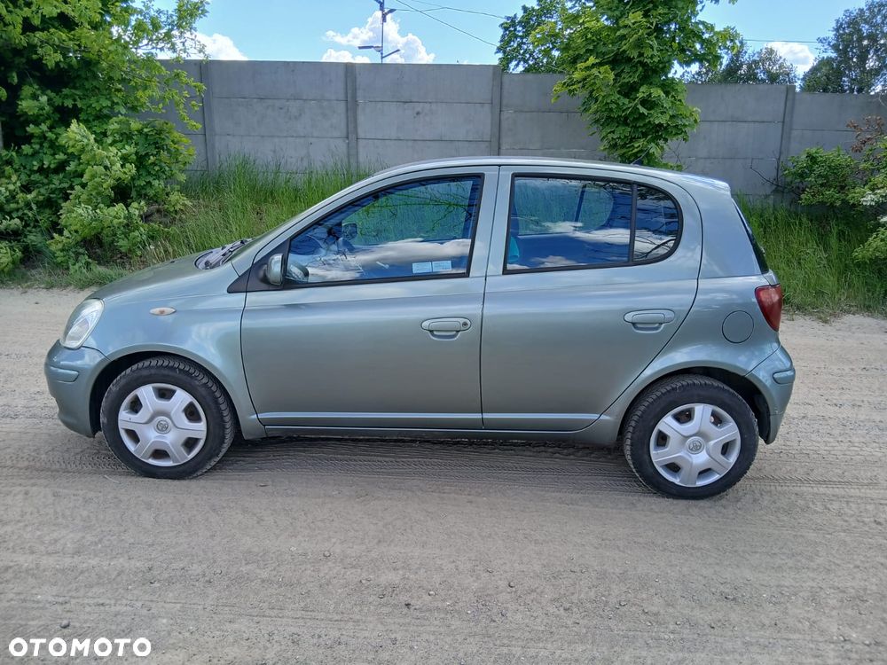 Toyota Yaris 1.0 Terra - 5
