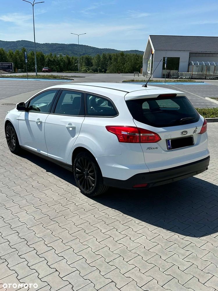 Ford Focus 2015 photo 4