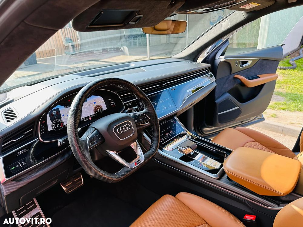 Audi RS Q8 TFSI quattro tiptronic - 13