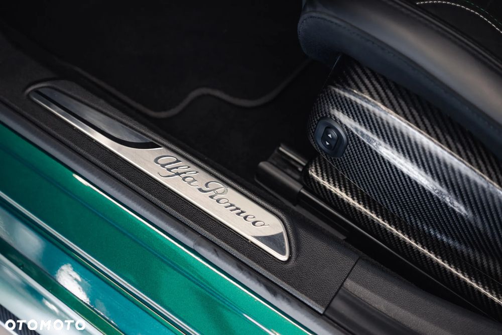 Alfa Romeo Giulia 2.9 Bi Turbo V6 Quadrifoglio - 30