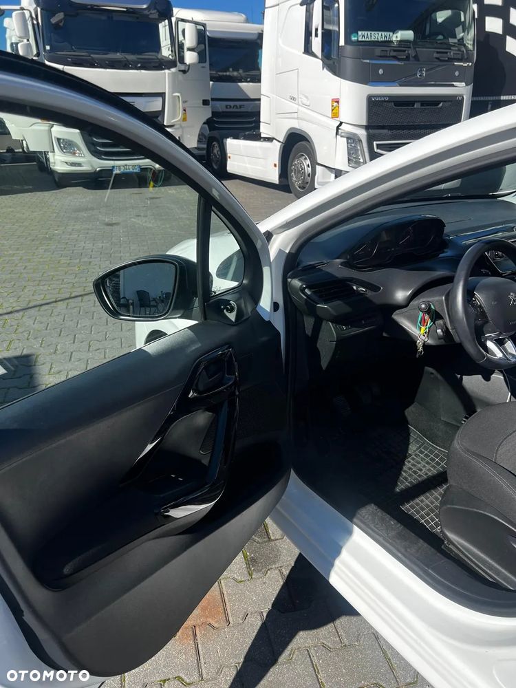 Peugeot 208 Blue-HDi 120 Stop&Start Allure - 22