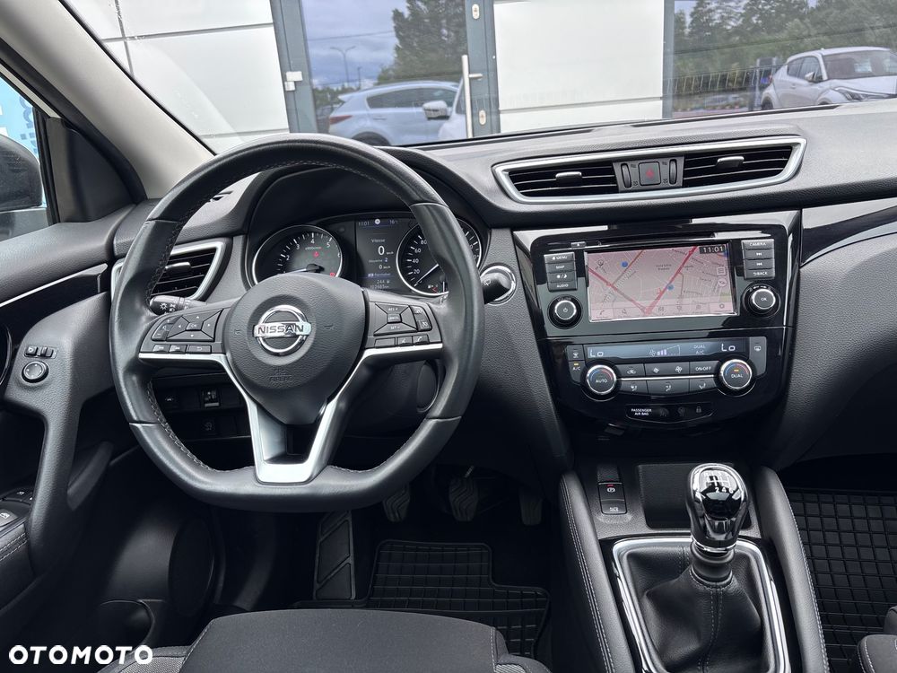 Nissan Qashqai 1.3 DIG-T N-Connecta - 17