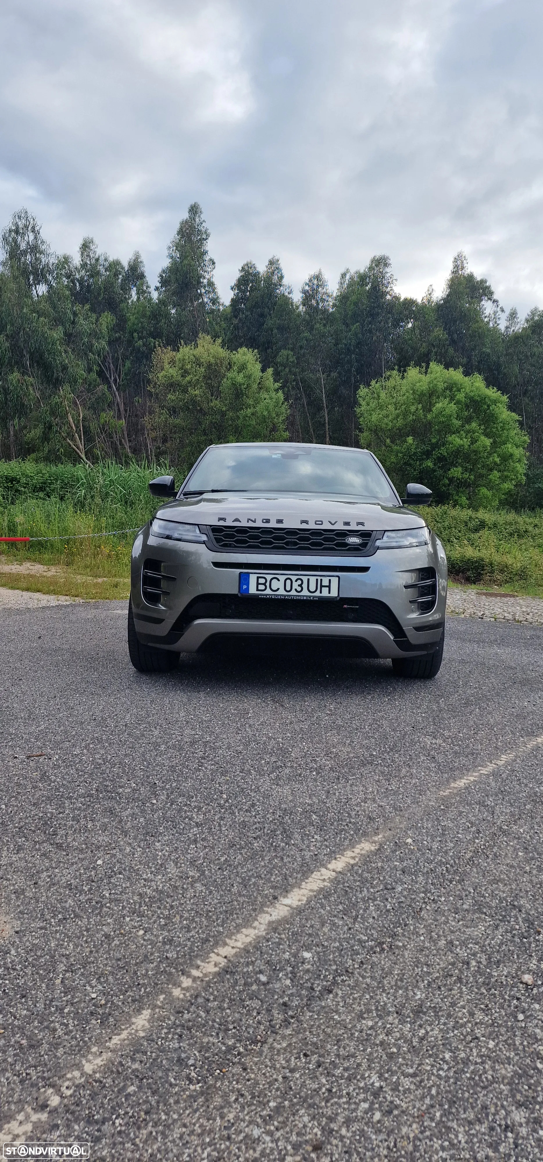 Land Rover Range Rover Evoque 1.5 P300e AWD R-Dynamic SE Auto - 9