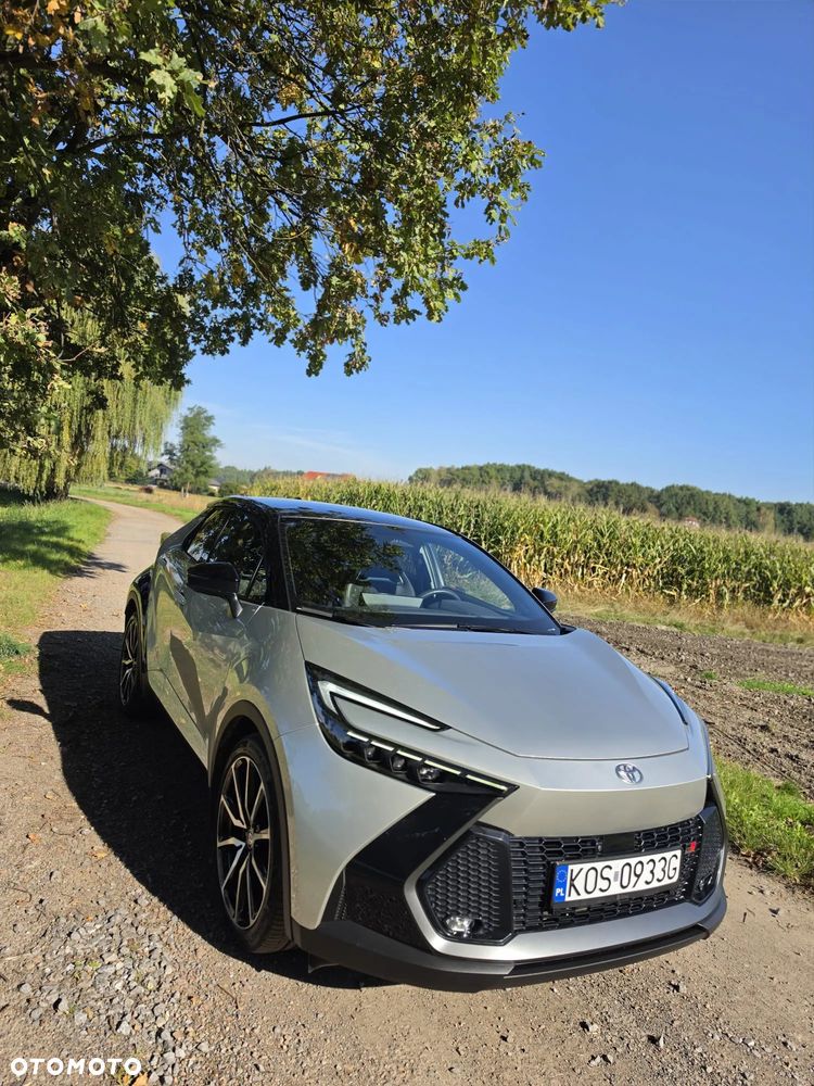 Toyota C-Hr 2023 photo 2